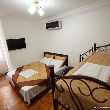 Pheria Batumi Exteriör bild